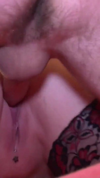 Geile fette nachbarn spielen mit dildo und werden gefickt und geleckt