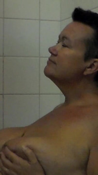 John Is Pissing on Jen in the Shower