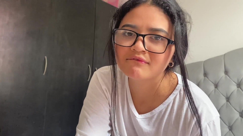 Yohamedi: Ich hatte sex mit meiner stiefschwester, während niemand zu hause...