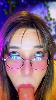MILF Trans Girl Give the Best Blowjob