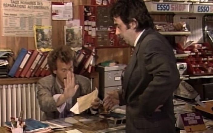 XXX-Vintage: Traite sous le bureau
