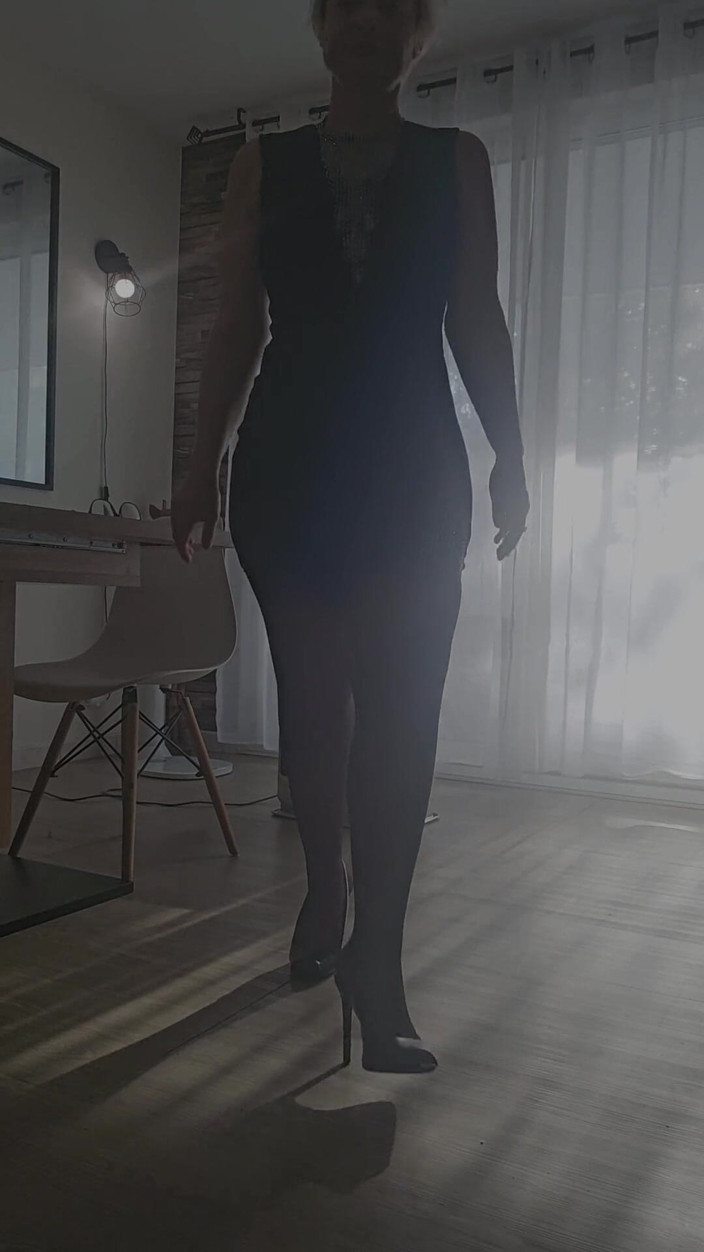 Sofy13: Hai, anda datang untuk menyebarkan seluar dalam saya dan bercinta...