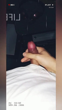Tânăra influencer se masturbează la facultate