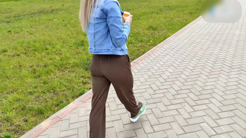 S-Wife Katy: Spotkałem ślicznotkę w parku, a ona okazała się nimfomanka i przeciągnęła...