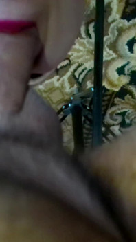 Sexo vaginal com oral profundo