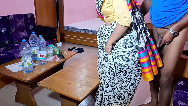 Hot girls video: Bangladeshi Bride Plays Sports in Bengali Style