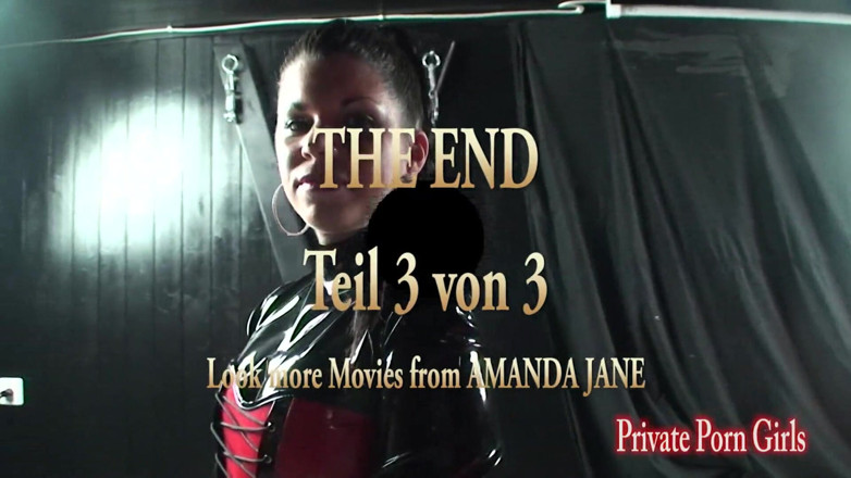 Private Porn Girls: Lady A.J. brinca com a escrava Sandy e 5 escravos - parte 3