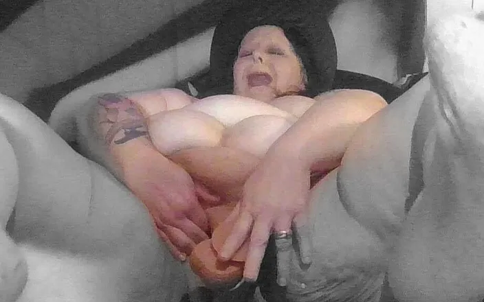 HerculesnVENUS: Naughty Alice in Milky Cumming Land