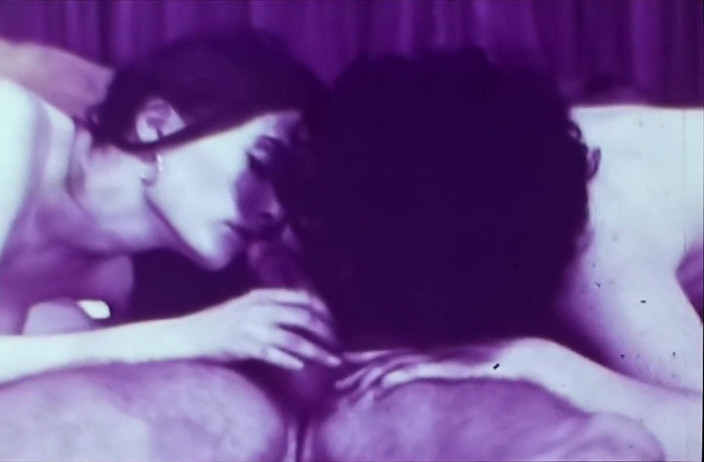 Close Encounter Vintage: Teatro erotico retrò porno vintage - trio con un ragazzo fortunato