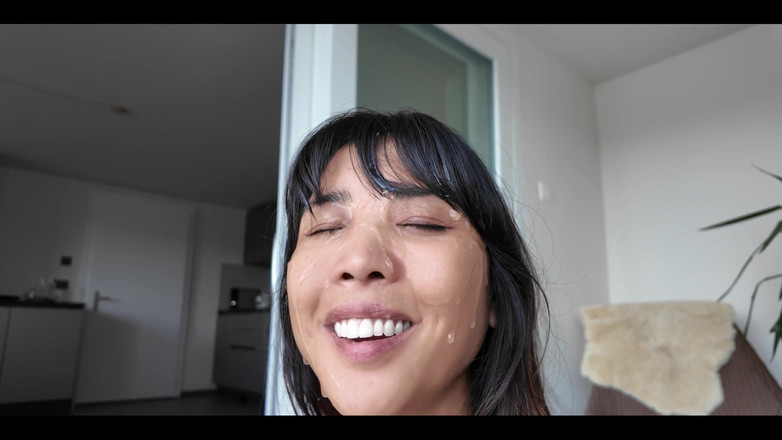 DaringKiara: Sunt complet acoperită de spermă