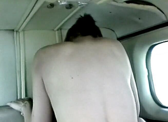 Public Lust: Busty milf乗り物aハードコックの飛行機