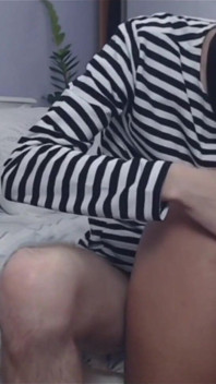 거대한 자지를 빨고 두 번 사정하기