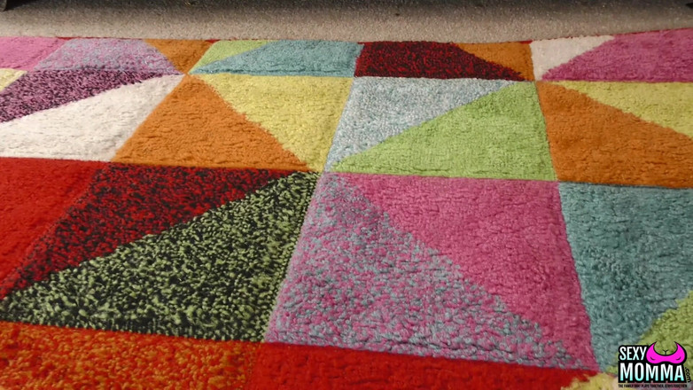 Sexy Momma XXX: Üvey kız Summer'ın başı Jess ile belada!