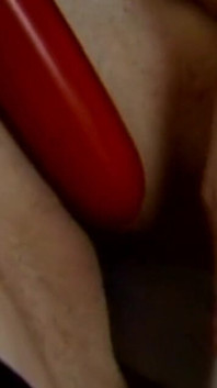 Geile milf spuit wild van diepe vuistneuken actie