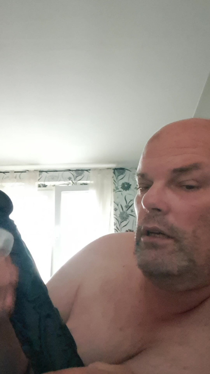 Fickspecht: After Pre-stretching, the Slut Continues
