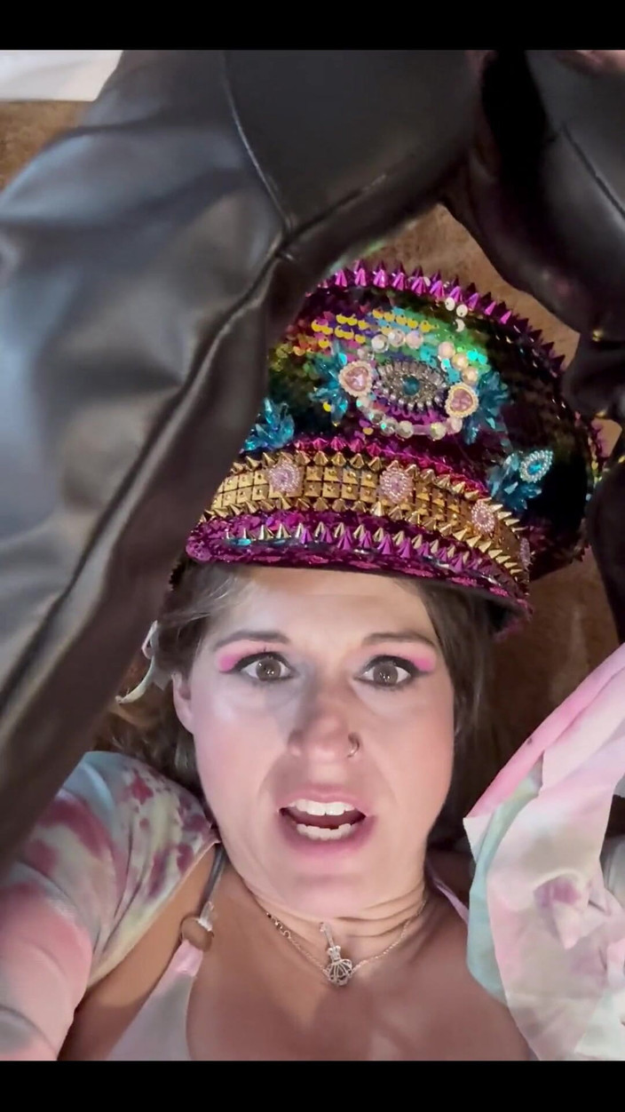 Suzy Wylde: 수지 와일드에서 더 많은 옥수수를 구입!