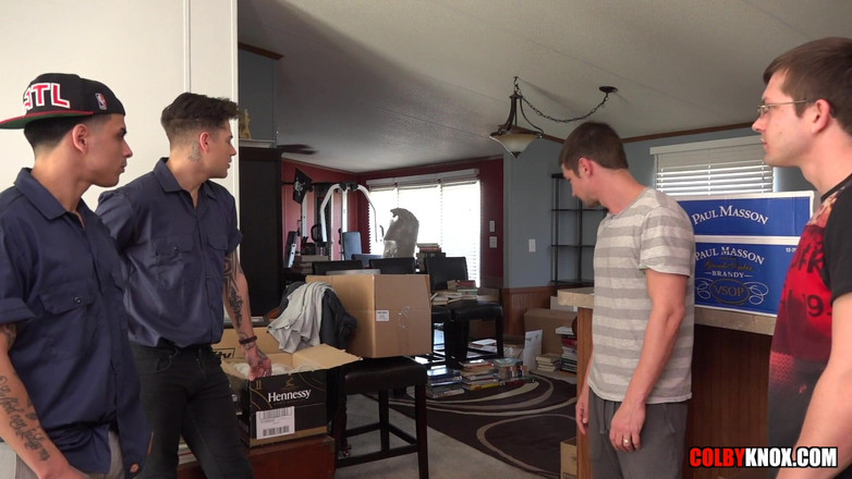 Colby Knox: 두 남자와 섹스