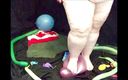 Foxy Rose: BBW balloon play