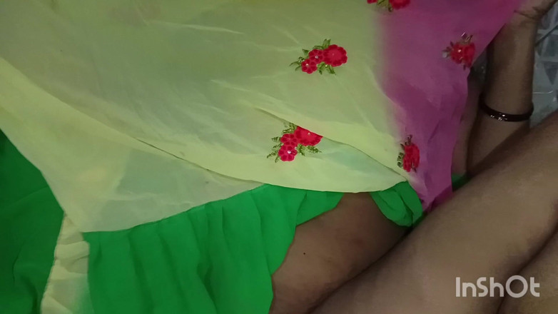 Bhabhi UP: Zum ersten mal viel spaß mit schwägerin