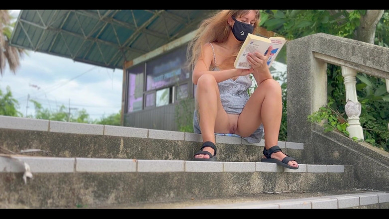 Juli Smith Meow: Quyết định đọc một cuốn sách