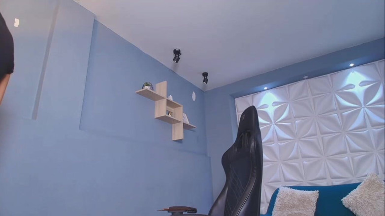 Lia Wood: Sexe À Poil, Chatte Br Utale, Webcam Latina