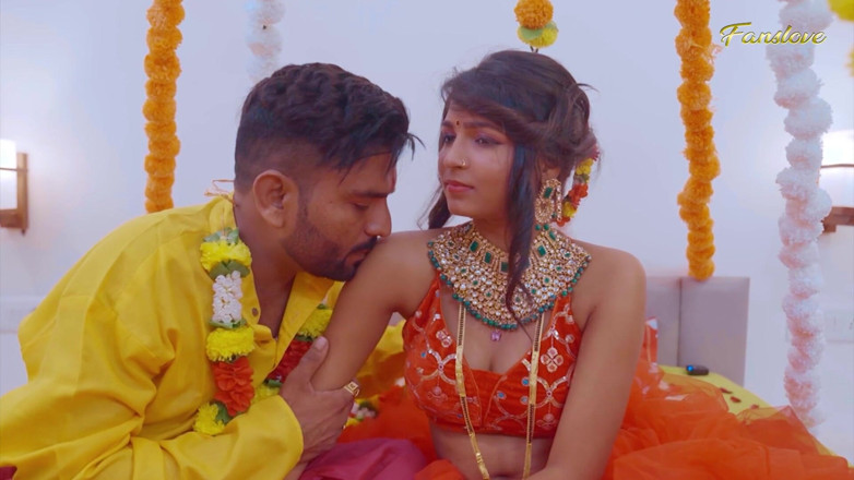 Mr Entertainer: Slim Bhabhi Enjoyed Her First Suhagrat Night and Fucked Hard