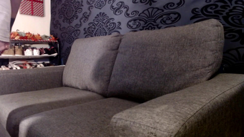 Abby Anna: L'odore delle mie scarpe da ginnastica e delle calze