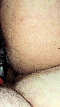 Dumnezeu, Peste ciorapi de pula sunt atât de distractiv de a juca cu, doar uita-te la cât de înmuiată pizda mea grasă, păroasă devine!!
