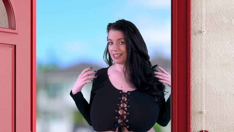 Lovely Lilith: Neighborhood MILF Lovely Lilith