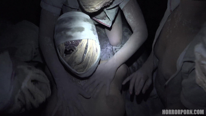 Horror porn: หนังโป๊สยองขวัญ 8 พยาบาลจากนรก