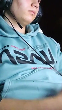 Gamer Boy Cums