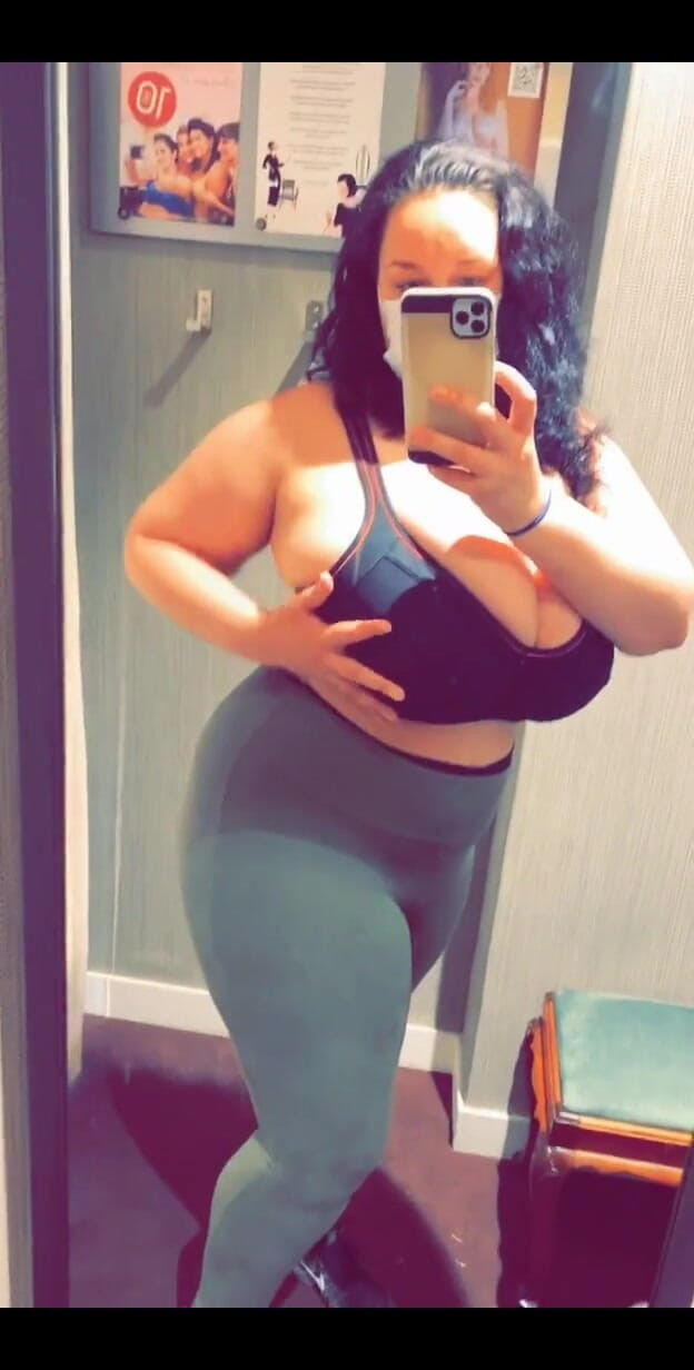 Anastasia Lux: टिप इस पोस्ट