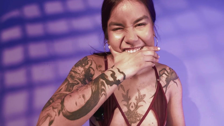 Rollerpublic: Biting My Hands