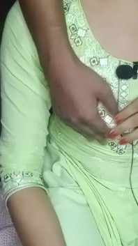 Zum ersten mal 18 jahre alte desi freundin vorspiel doggystyle sexvideo