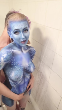X-men mystique Body पेंट शॉवर हटाना और चुदाई