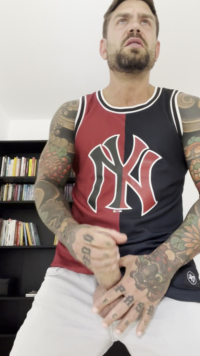Juan Lucho Gay: Chulazo Becomes a Straw