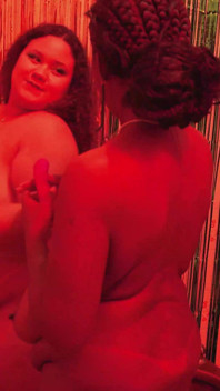 Mi Sono Eccitata Con La Mia Amica E Le Ho Succhiato BBW in Bagno [telecamera 1]