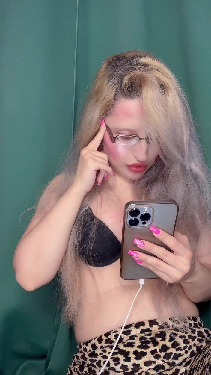 FinDom Goaldigger: Kärleksberoende webbkamera session del 3