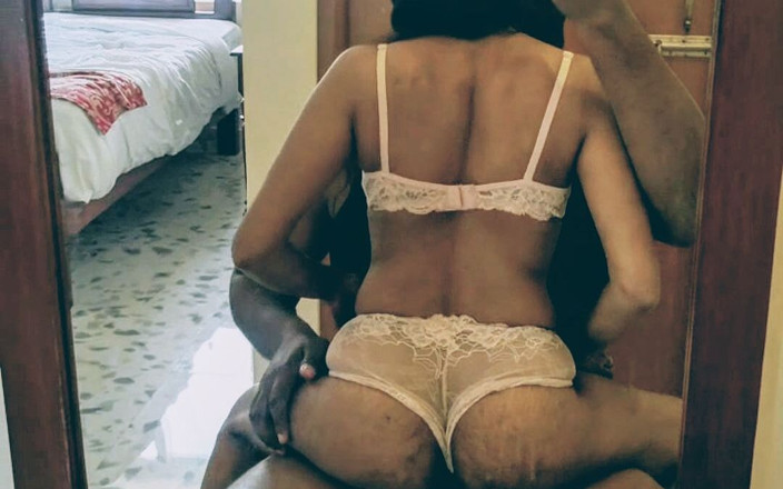 Tamilnaduu: Desi Indian Hot Girl Fuck in Chair