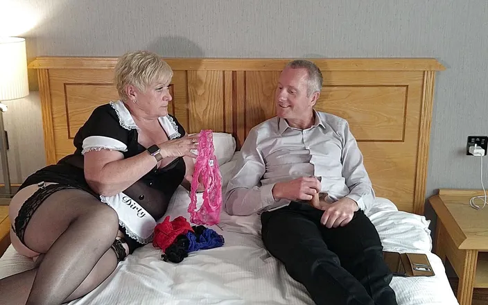 Uk Joolz: Maid service ...Catching out the panty wanker!