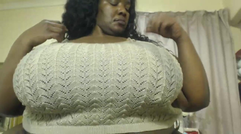 Legendary Booty Overdose: Zogende ssbbw stripteasing en kreunende fetisj