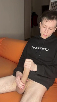 Sólo ve sprše sténá 18 let při dojení