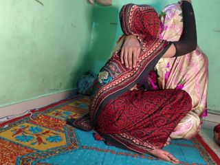 Meri sexy wife fuck: Astăzi, indianca Bhabhi și sora ei vitregă s-au futut în cur. Astăzi,...