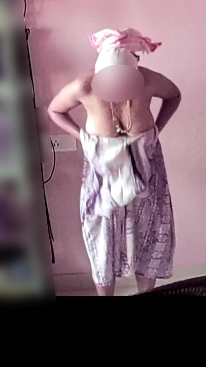 Black & white desicat: Suri rumah desi curang seksi menggoda saya dengan video tukar...