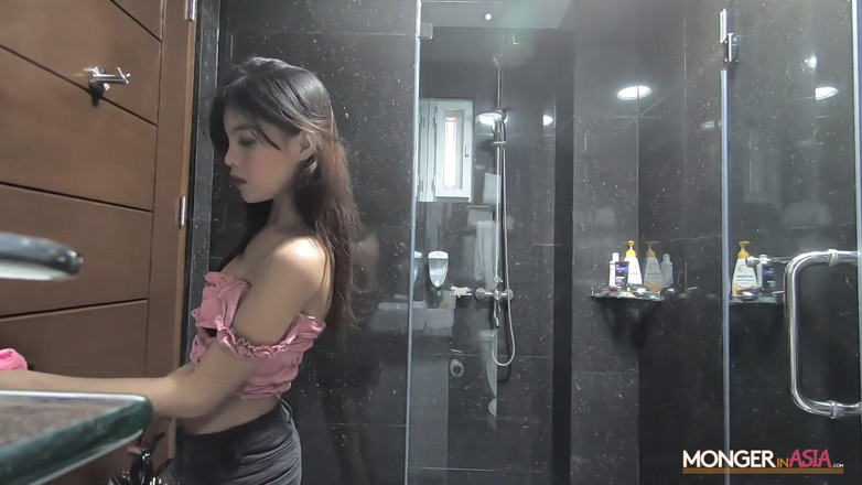 Monger In Asia: Sexy Asian teenager wants my foreign baby
