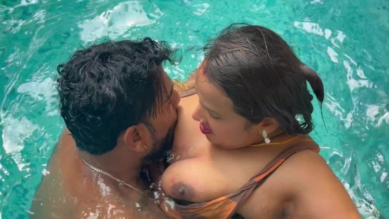 Kamasutra61: Indian Hot Couple Full Fucking Video in Pool Sex Viral...