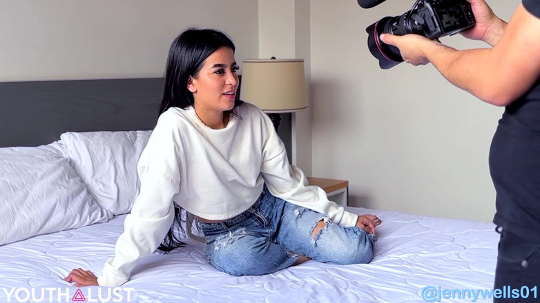 Youth Lust: 제니 데뷔 확장