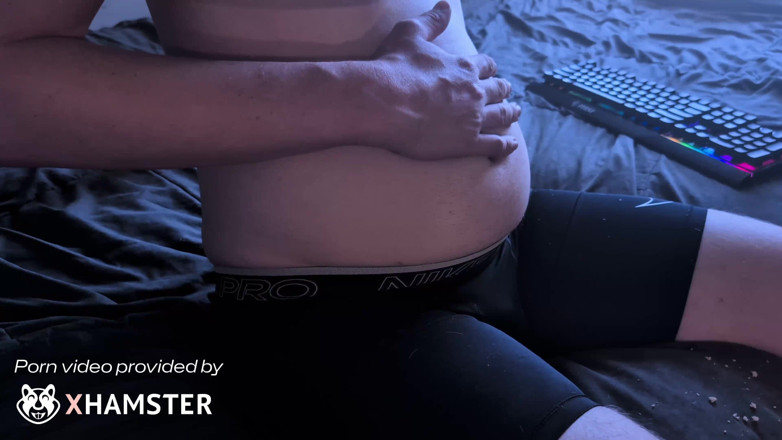 ElementX1018: Stomach Training Session: Birthday Cake 1