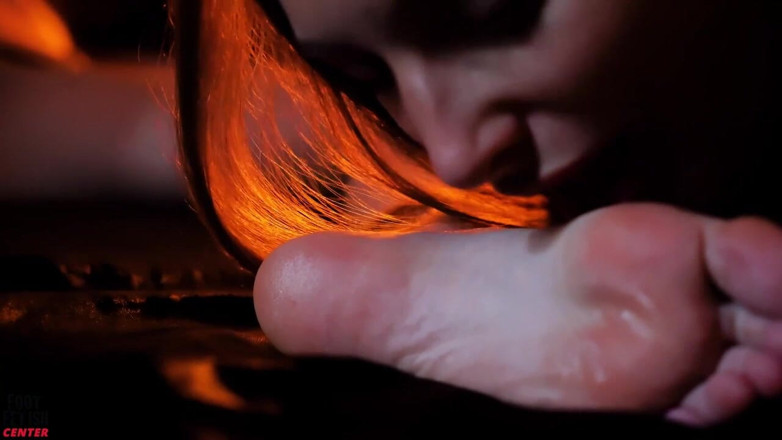 Foot Fetish Center: Fetysz stóp 34 - Valerie Talia