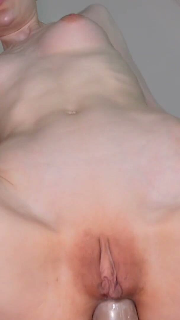 Sofie Skye: Anal Spermapaj - Anal Cowgirl Untl Du Fyller Min Röv - Sofie...